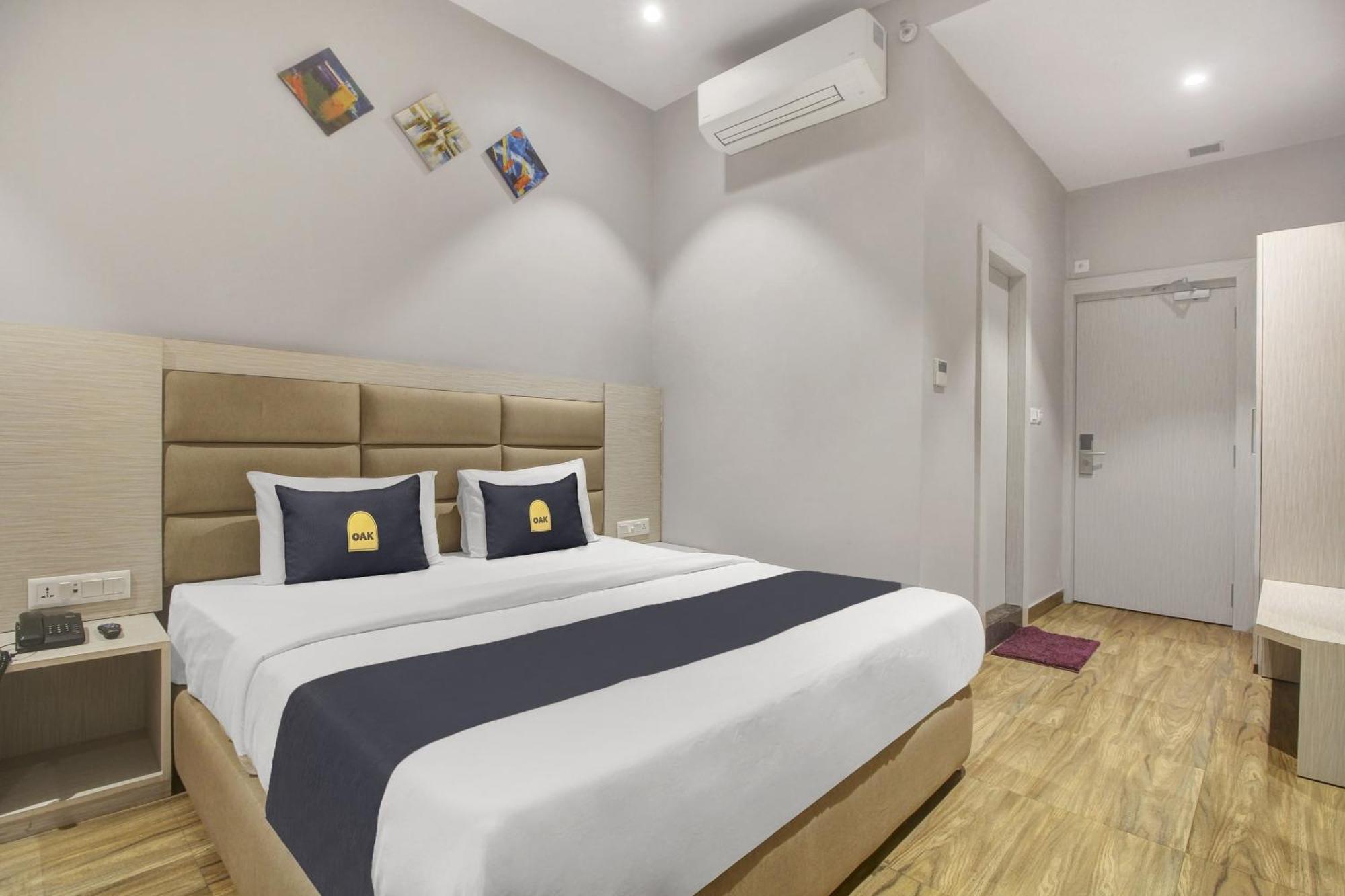 Townhouse Oak Sohotel Hāora Buitenkant foto