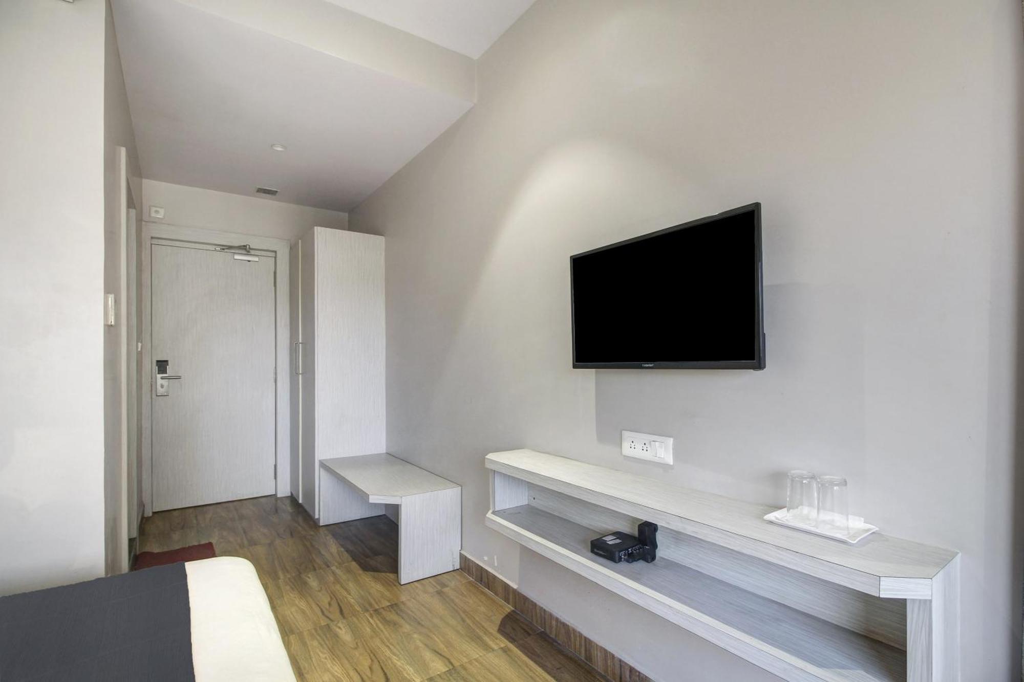 Townhouse Oak Sohotel Hāora Buitenkant foto