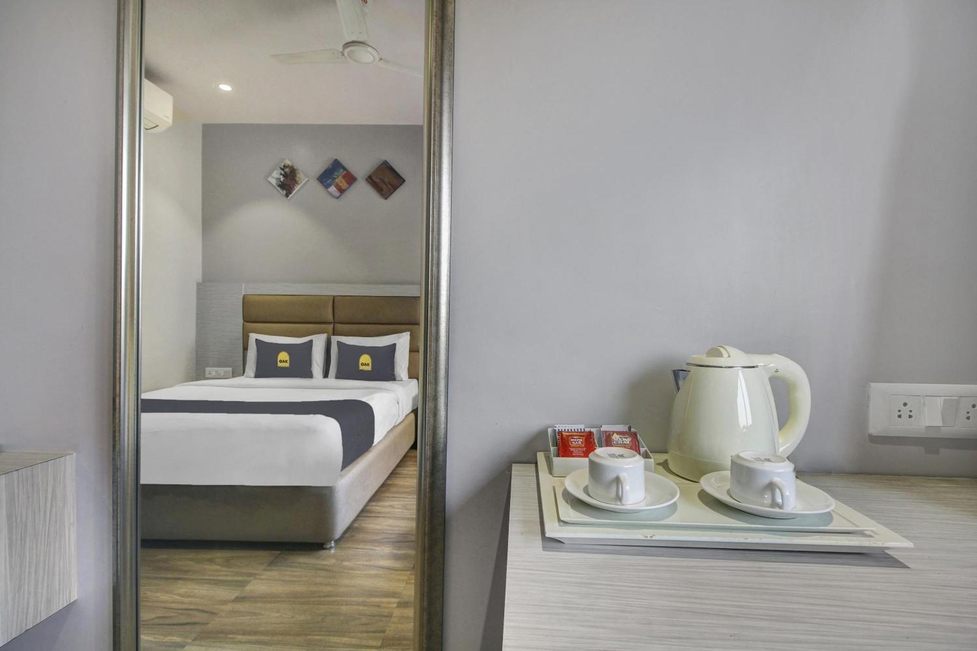 Townhouse Oak Sohotel Hāora Buitenkant foto