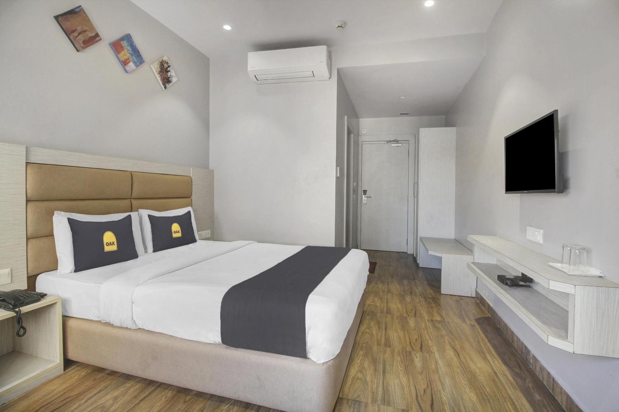 Townhouse Oak Sohotel Hāora Buitenkant foto